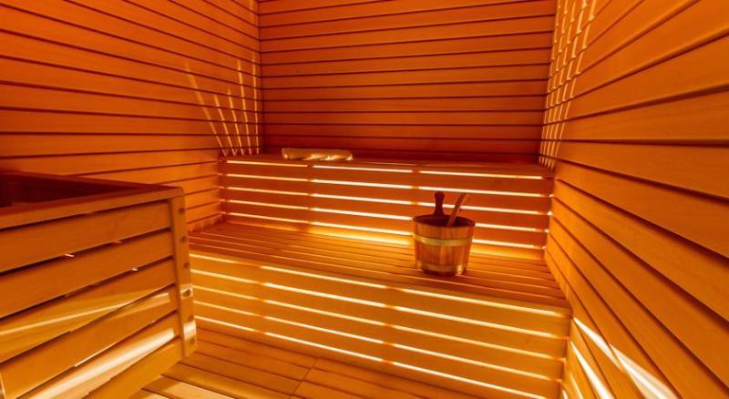Rimske Terme - Hotel Zdraviliski Dvor Rimske Toplice Dış mekan fotoğraf